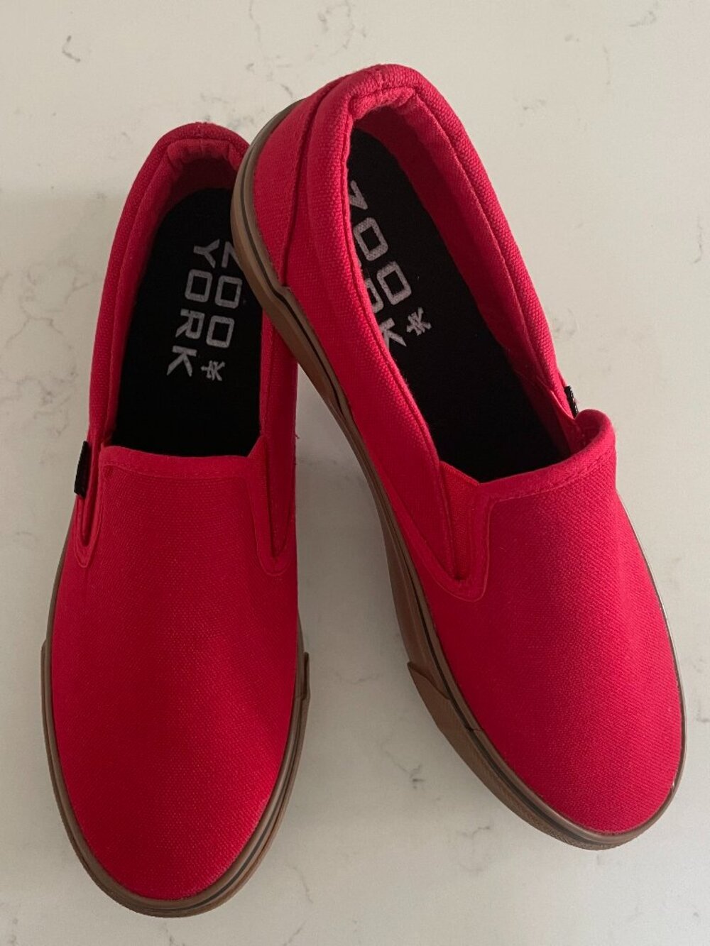 Zoo York Slip On Casual Colorful Canvas Sneakers Red Tan Unisex Sz 6 Men/9 Women